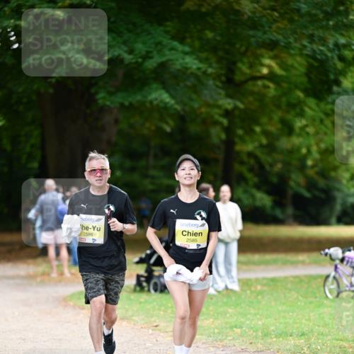 31.08.2025 - 21. Blankeneser Heldenlauf Dr. Thomas Lammeyer http://msf.ph/oto/8633162 31.08.2025 10:23:59 Laufen 2586, 2585, 80 meine-sportfotos.de