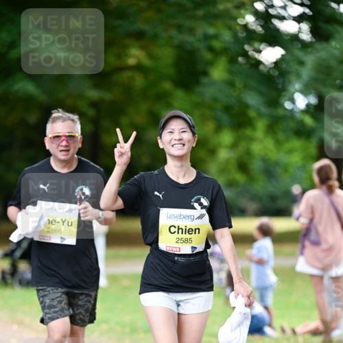 31.08.2025 - 21. Blankeneser Heldenlauf Dr. Thomas Lammeyer http://msf.ph/oto/8633174 31.08.2025 10:24:01 Laufen 2586, 2585 meine-sportfotos.de