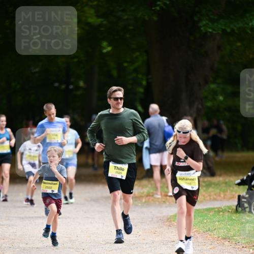 31.08.2025 - 21. Blankeneser Heldenlauf Dr. Thomas Lammeyer http://msf.ph/oto/8633262 31.08.2025 10:24:24 Laufen 2522, 2520, 16 meine-sportfotos.de