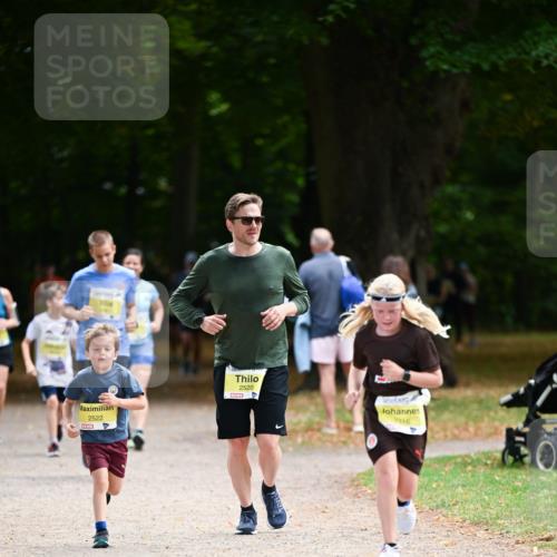 31.08.2025 - 21. Blankeneser Heldenlauf Dr. Thomas Lammeyer http://msf.ph/oto/8633263 31.08.2025 10:24:24 Laufen 2522, 2520, 2316 meine-sportfotos.de
