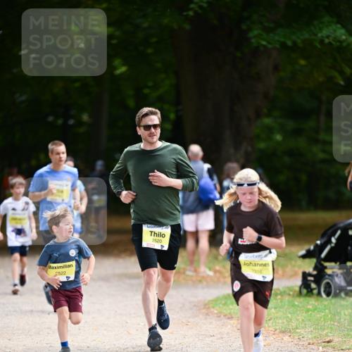 31.08.2025 - 21. Blankeneser Heldenlauf Dr. Thomas Lammeyer http://msf.ph/oto/8633268 31.08.2025 10:24:24 Laufen 522, 2520, 2316 meine-sportfotos.de