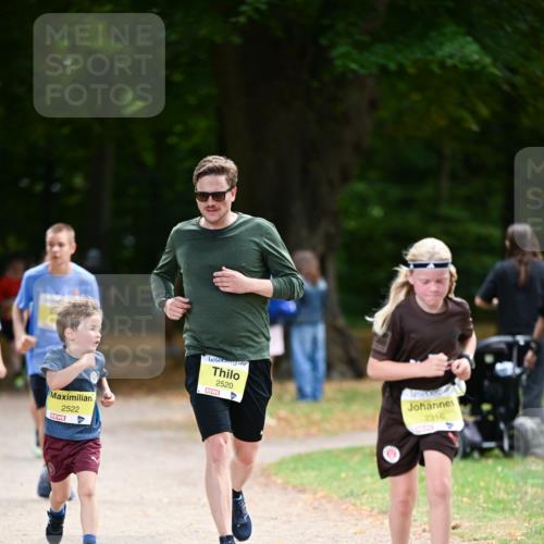 31.08.2025 - 21. Blankeneser Heldenlauf Dr. Thomas Lammeyer http://msf.ph/oto/8633273 31.08.2025 10:24:25 Laufen 2522, 2520, 2316 meine-sportfotos.de