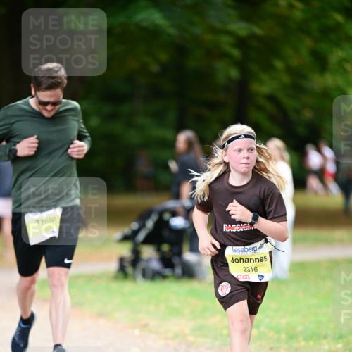 31.08.2025 - 21. Blankeneser Heldenlauf Dr. Thomas Lammeyer http://msf.ph/oto/8633277 31.08.2025 10:24:26 Laufen 2316 meine-sportfotos.de