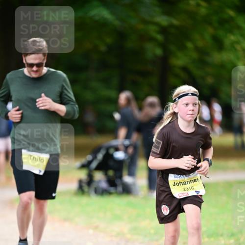 31.08.2025 - 21. Blankeneser Heldenlauf Dr. Thomas Lammeyer http://msf.ph/oto/8633279 31.08.2025 10:24:27 Laufen 2316 meine-sportfotos.de