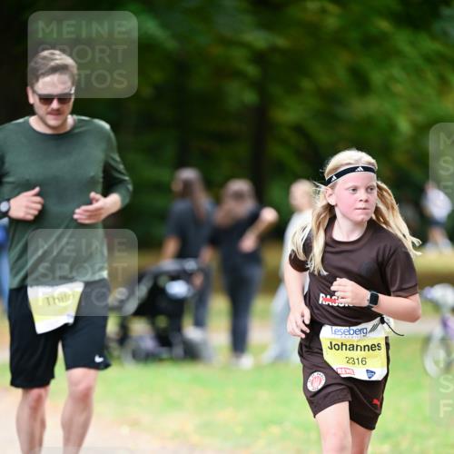 31.08.2025 - 21. Blankeneser Heldenlauf Dr. Thomas Lammeyer http://msf.ph/oto/8633282 31.08.2025 10:24:27 Laufen 2316 meine-sportfotos.de