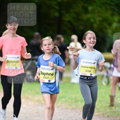 31.08.2025 - 21. Blankeneser Heldenlauf Dr. Thomas Lammeyer http://msf.ph/oto/8633585 31.08.2025 10:25:36 Laufen 2093, 2597, 2094 meine-sportfotos.de