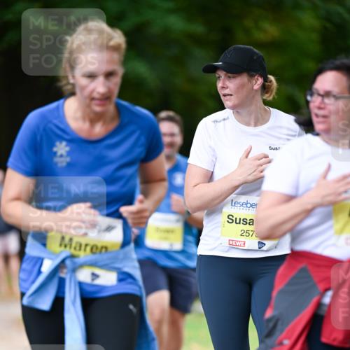 31.08.2025 - 21. Blankeneser Heldenlauf Dr. Thomas Lammeyer http://msf.ph/oto/8633649 31.08.2025 10:26:08 Laufen 2573 meine-sportfotos.de