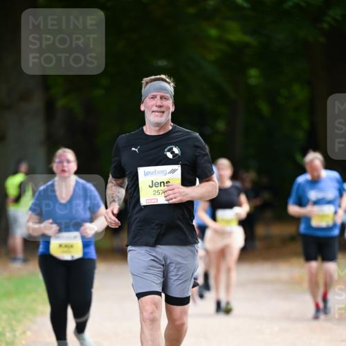 31.08.2025 - 21. Blankeneser Heldenlauf Dr. Thomas Lammeyer http://msf.ph/oto/8633688 31.08.2025 10:26:26 Laufen 257 meine-sportfotos.de