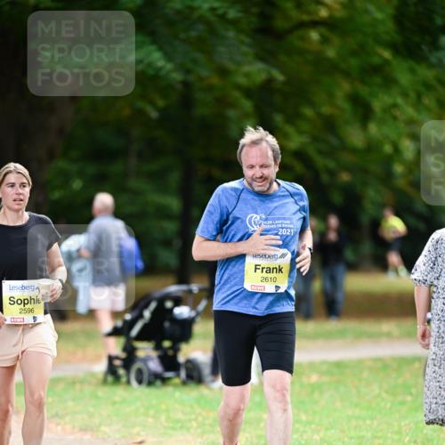 31.08.2025 - 21. Blankeneser Heldenlauf Dr. Thomas Lammeyer http://msf.ph/oto/8633718 31.08.2025 10:26:32 Laufen 2596, 2021, 2610 meine-sportfotos.de