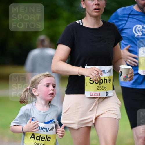 31.08.2025 - 21. Blankeneser Heldenlauf Dr. Thomas Lammeyer http://msf.ph/oto/8633740 31.08.2025 10:26:36 Laufen 2598, 2596 meine-sportfotos.de