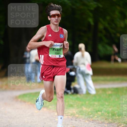31.08.2025 - 21. Blankeneser Heldenlauf Dr. Thomas Lammeyer http://msf.ph/oto/8633926 31.08.2025 10:27:30 Laufen 3544 meine-sportfotos.de