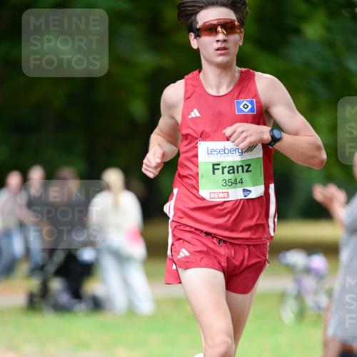 31.08.2025 - 21. Blankeneser Heldenlauf Dr. Thomas Lammeyer http://msf.ph/oto/8633933 31.08.2025 10:27:31 Laufen 3544 meine-sportfotos.de