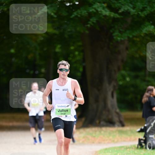 31.08.2025 - 21. Blankeneser Heldenlauf Dr. Thomas Lammeyer http://msf.ph/oto/8633994 31.08.2025 10:27:56 Laufen 3432 meine-sportfotos.de