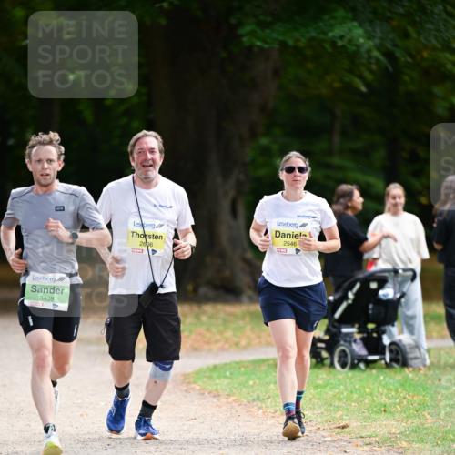 31.08.2025 - 21. Blankeneser Heldenlauf Dr. Thomas Lammeyer http://msf.ph/oto/8634019 31.08.2025 10:28:04 Laufen 3409, 4, 2606, 2546 meine-sportfotos.de