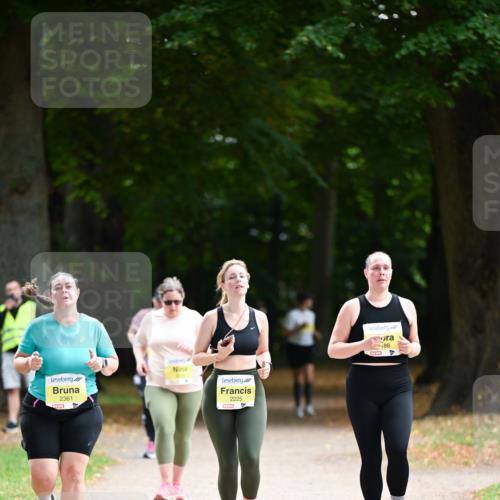 31.08.2025 - 21. Blankeneser Heldenlauf Dr. Thomas Lammeyer http://msf.ph/oto/8634268 31.08.2025 10:30:04 Laufen 2361, 2225, 188 meine-sportfotos.de