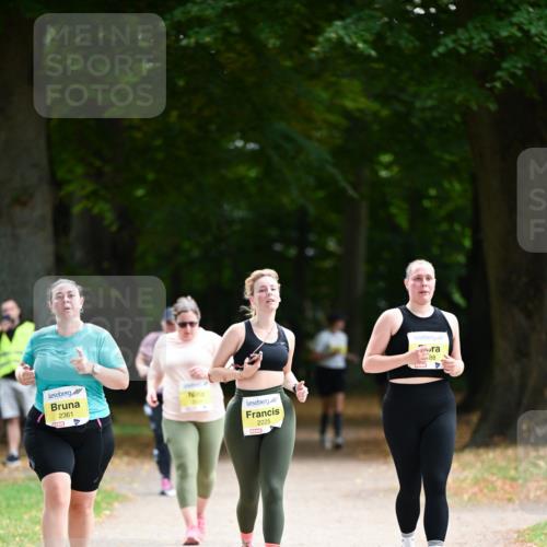31.08.2025 - 21. Blankeneser Heldenlauf Dr. Thomas Lammeyer http://msf.ph/oto/8634269 31.08.2025 10:30:04 Laufen 2361, 2225, 88 meine-sportfotos.de
