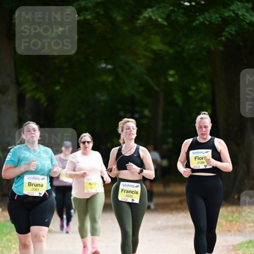 31.08.2025 - 21. Blankeneser Heldenlauf Dr. Thomas Lammeyer http://msf.ph/oto/8634275 31.08.2025 10:30:05 Laufen 2361, 2225, 2188 meine-sportfotos.de
