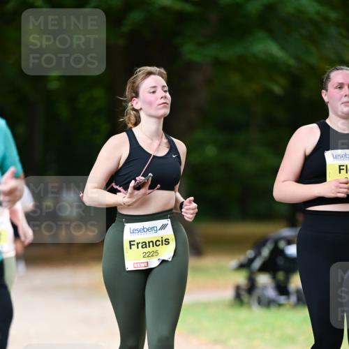 31.08.2025 - 21. Blankeneser Heldenlauf Dr. Thomas Lammeyer http://msf.ph/oto/8634301 31.08.2025 10:30:10 Laufen 2225 meine-sportfotos.de