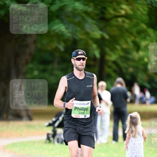 31.08.2025 - 21. Blankeneser Heldenlauf Dr. Thomas Lammeyer http://msf.ph/oto/8634393 31.08.2025 10:30:54 Laufen 3396 meine-sportfotos.de