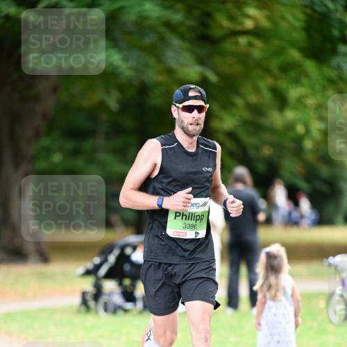 31.08.2025 - 21. Blankeneser Heldenlauf Dr. Thomas Lammeyer http://msf.ph/oto/8634395 31.08.2025 10:30:54 Laufen 3396 meine-sportfotos.de