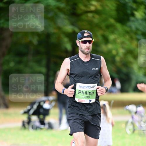 31.08.2025 - 21. Blankeneser Heldenlauf Dr. Thomas Lammeyer http://msf.ph/oto/8634398 31.08.2025 10:30:54 Laufen 3396 meine-sportfotos.de
