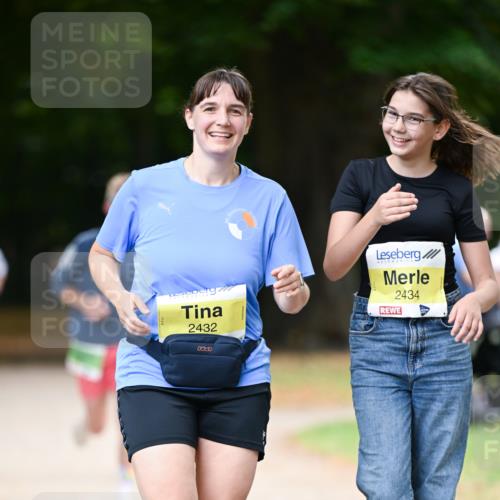31.08.2025 - 21. Blankeneser Heldenlauf Dr. Thomas Lammeyer http://msf.ph/oto/8634593 31.08.2025 10:33:38 Laufen 2432, 2434 meine-sportfotos.de