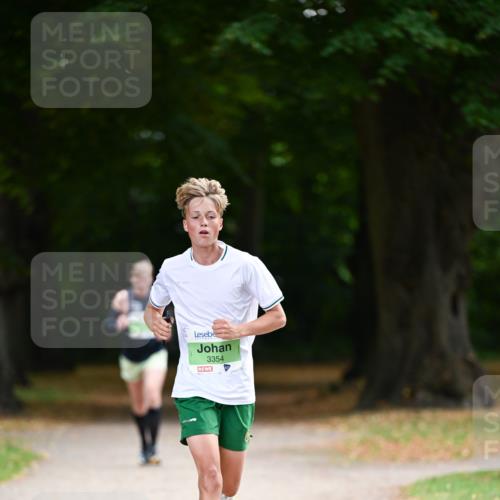 31.08.2025 - 21. Blankeneser Heldenlauf Dr. Thomas Lammeyer http://msf.ph/oto/8634731 31.08.2025 10:34:34 Laufen 3354 meine-sportfotos.de
