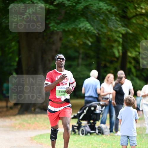 31.08.2025 - 21. Blankeneser Heldenlauf Dr. Thomas Lammeyer http://msf.ph/oto/8634769 31.08.2025 10:35:00 Laufen 3506 meine-sportfotos.de