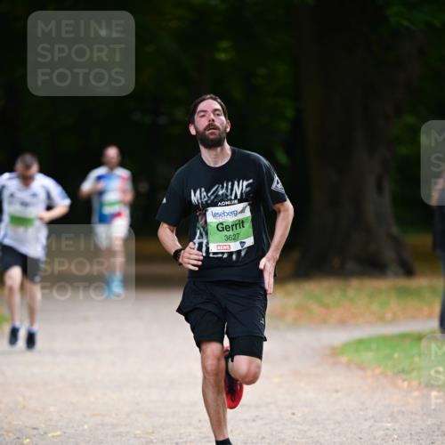31.08.2025 - 21. Blankeneser Heldenlauf Dr. Thomas Lammeyer http://msf.ph/oto/8634903 31.08.2025 10:36:05 Laufen 3627 meine-sportfotos.de