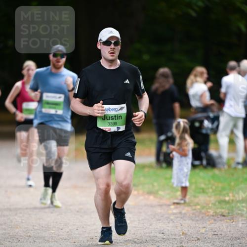 31.08.2025 - 21. Blankeneser Heldenlauf Dr. Thomas Lammeyer http://msf.ph/oto/8635492 31.08.2025 10:39:17 Laufen 3399 meine-sportfotos.de
