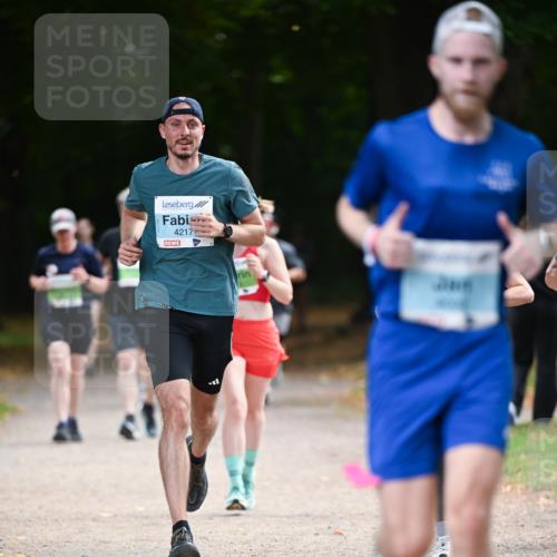 31.08.2025 - 21. Blankeneser Heldenlauf Dr. Thomas Lammeyer http://msf.ph/oto/8638380 31.08.2025 10:52:25 Laufen 4217 meine-sportfotos.de