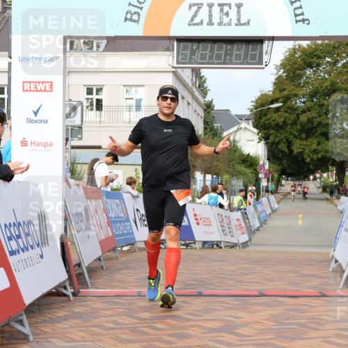 31.08.2025 - 21. Blankeneser Heldenlauf Strokosch-Dieckow http://msf.ph/oto/8640420 31.08.2025 09:44:59 Ziel 1025, 1096 meine-sportfotos.de