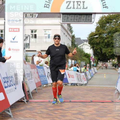 31.08.2025 - 21. Blankeneser Heldenlauf Strokosch-Dieckow http://msf.ph/oto/8640435 31.08.2025 09:44:59 Ziel 1025, 1096 meine-sportfotos.de