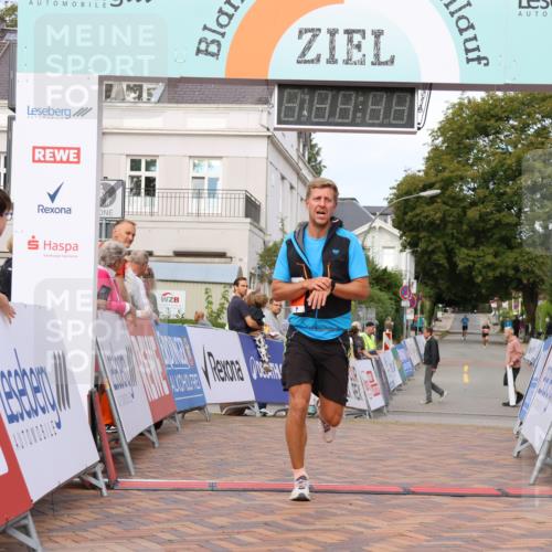 31.08.2025 - 21. Blankeneser Heldenlauf Strokosch-Dieckow http://msf.ph/oto/8641979 31.08.2025 09:41:31 Ziel 1071 meine-sportfotos.de