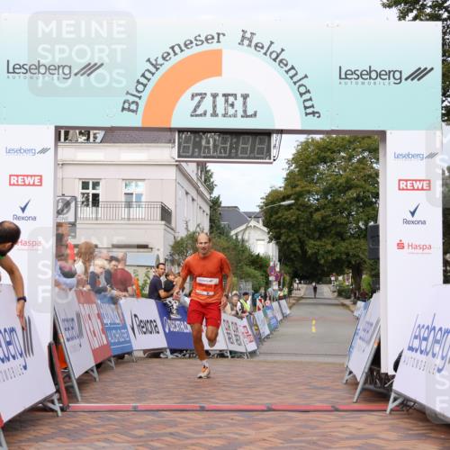 31.08.2025 - 21. Blankeneser Heldenlauf Strokosch-Dieckow http://msf.ph/oto/8642384 31.08.2025 09:36:31 Ziel 1082 meine-sportfotos.de