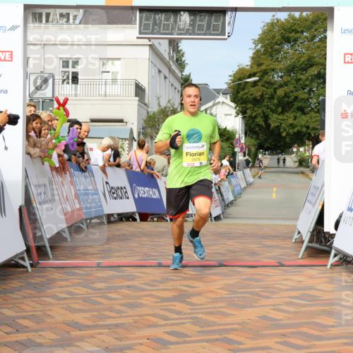 31.08.2025 - 21. Blankeneser Heldenlauf Strokosch-Dieckow http://msf.ph/oto/8642734 31.08.2025 10:14:11 Ziel 2570 meine-sportfotos.de