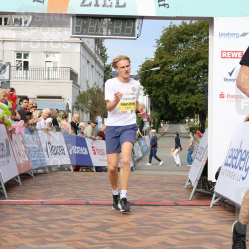 31.08.2025 - 21. Blankeneser Heldenlauf Strokosch-Dieckow http://msf.ph/oto/8642827 31.08.2025 10:13:14 Ziel 2571, 2663 meine-sportfotos.de