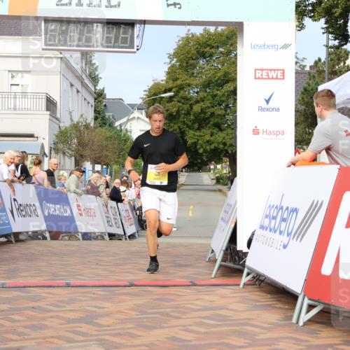 31.08.2025 - 21. Blankeneser Heldenlauf Strokosch-Dieckow http://msf.ph/oto/8642958 31.08.2025 10:13:12 Ziel 2571, 2663 meine-sportfotos.de