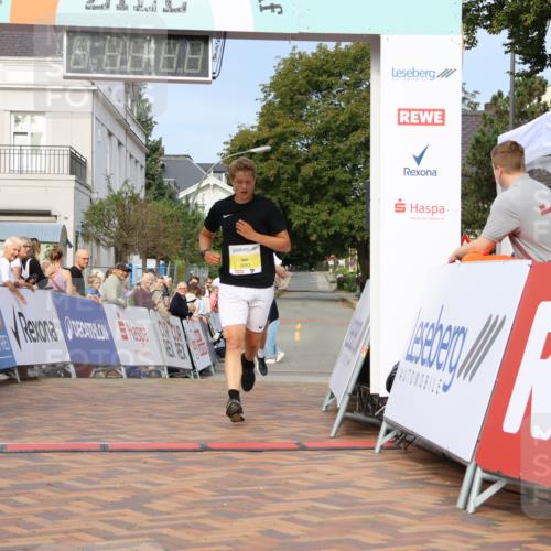 31.08.2025 - 21. Blankeneser Heldenlauf Strokosch-Dieckow http://msf.ph/oto/8642974 31.08.2025 10:13:12 Ziel 2571, 2663 meine-sportfotos.de