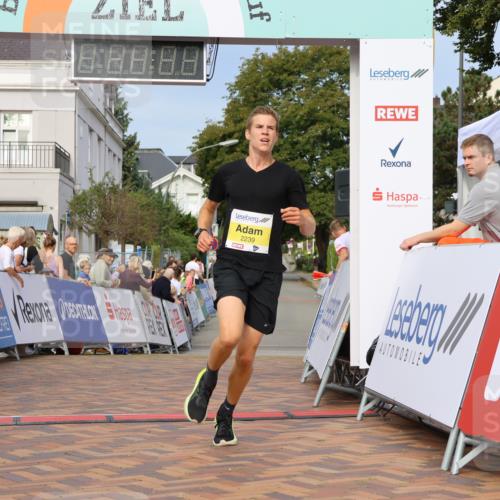 31.08.2025 - 21. Blankeneser Heldenlauf Strokosch-Dieckow http://msf.ph/oto/8643019 31.08.2025 10:13:02 Ziel 2239 meine-sportfotos.de