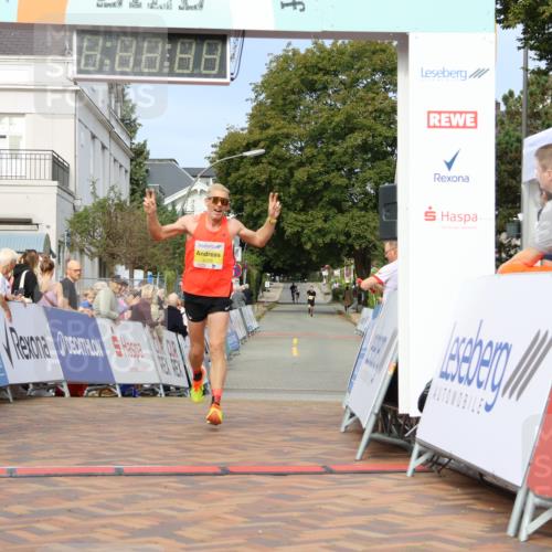 31.08.2025 - 21. Blankeneser Heldenlauf Strokosch-Dieckow http://msf.ph/oto/8643238 31.08.2025 10:12:47 Ziel 2358 meine-sportfotos.de