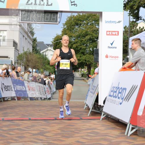 31.08.2025 - 21. Blankeneser Heldenlauf Strokosch-Dieckow http://msf.ph/oto/8643364 31.08.2025 10:12:04 Ziel 2297 meine-sportfotos.de