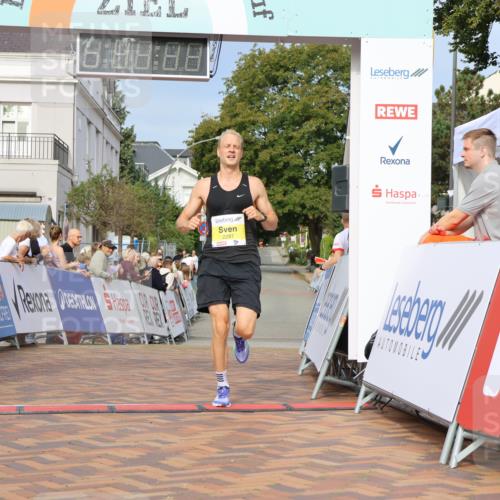 31.08.2025 - 21. Blankeneser Heldenlauf Strokosch-Dieckow http://msf.ph/oto/8643372 31.08.2025 10:12:04 Ziel 2297 meine-sportfotos.de