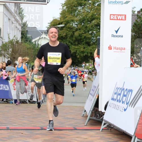 31.08.2025 - 21. Blankeneser Heldenlauf Strokosch-Dieckow http://msf.ph/oto/8643394 31.08.2025 10:24:49 Ziel 2151, 2049, 2733, 2428 meine-sportfotos.de