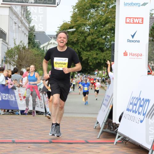 31.08.2025 - 21. Blankeneser Heldenlauf Strokosch-Dieckow http://msf.ph/oto/8643419 31.08.2025 10:24:49 Ziel 2151, 2049, 2733, 2428 meine-sportfotos.de