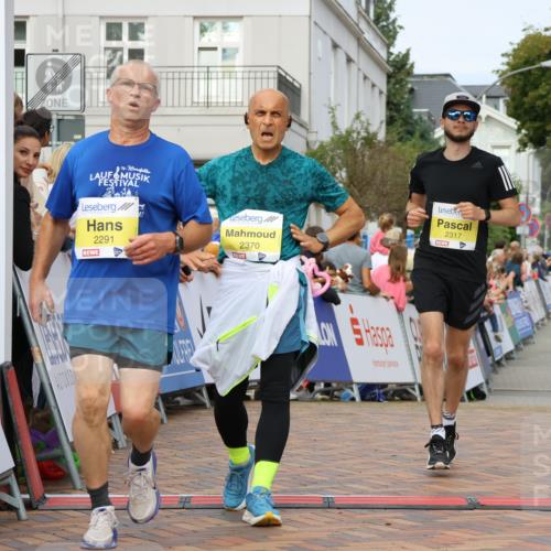 31.08.2025 - 21. Blankeneser Heldenlauf Strokosch-Dieckow http://msf.ph/oto/8643476 31.08.2025 10:24:40 Ziel 2317, 2698, 2716, 2662, 2370, 2291 meine-sportfotos.de