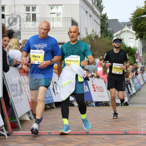 31.08.2025 - 21. Blankeneser Heldenlauf Strokosch-Dieckow http://msf.ph/oto/8643548 31.08.2025 10:24:39 Ziel 2317, 2698, 2325, 2587, 2716, 2662, 2370, 2291 meine-sportfotos.de