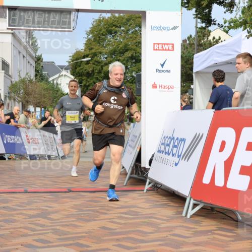 31.08.2025 - 21. Blankeneser Heldenlauf Strokosch-Dieckow http://msf.ph/oto/8643693 31.08.2025 10:11:33 Ziel 2675 meine-sportfotos.de