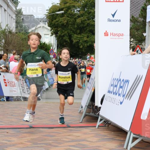31.08.2025 - 21. Blankeneser Heldenlauf Strokosch-Dieckow http://msf.ph/oto/8643895 31.08.2025 10:24:24 Ziel 2386, 2523 meine-sportfotos.de