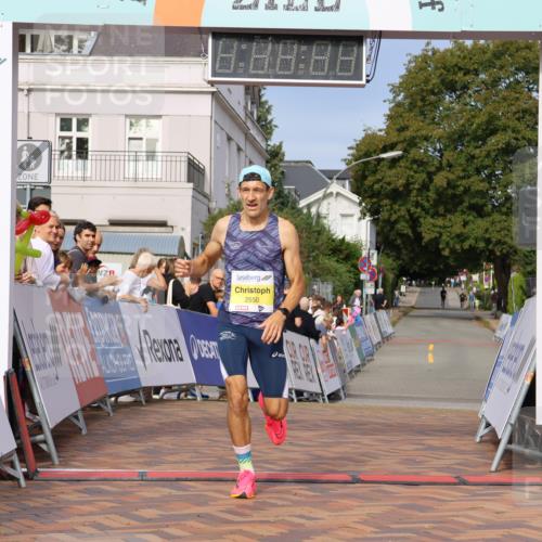 31.08.2025 - 21. Blankeneser Heldenlauf Strokosch-Dieckow http://msf.ph/oto/8644222 31.08.2025 10:10:31 Ziel 2550 meine-sportfotos.de